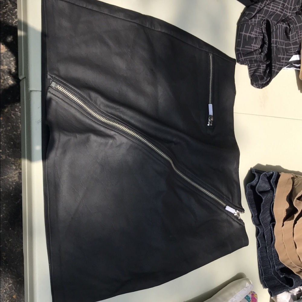 Kendall and Kylie skirt